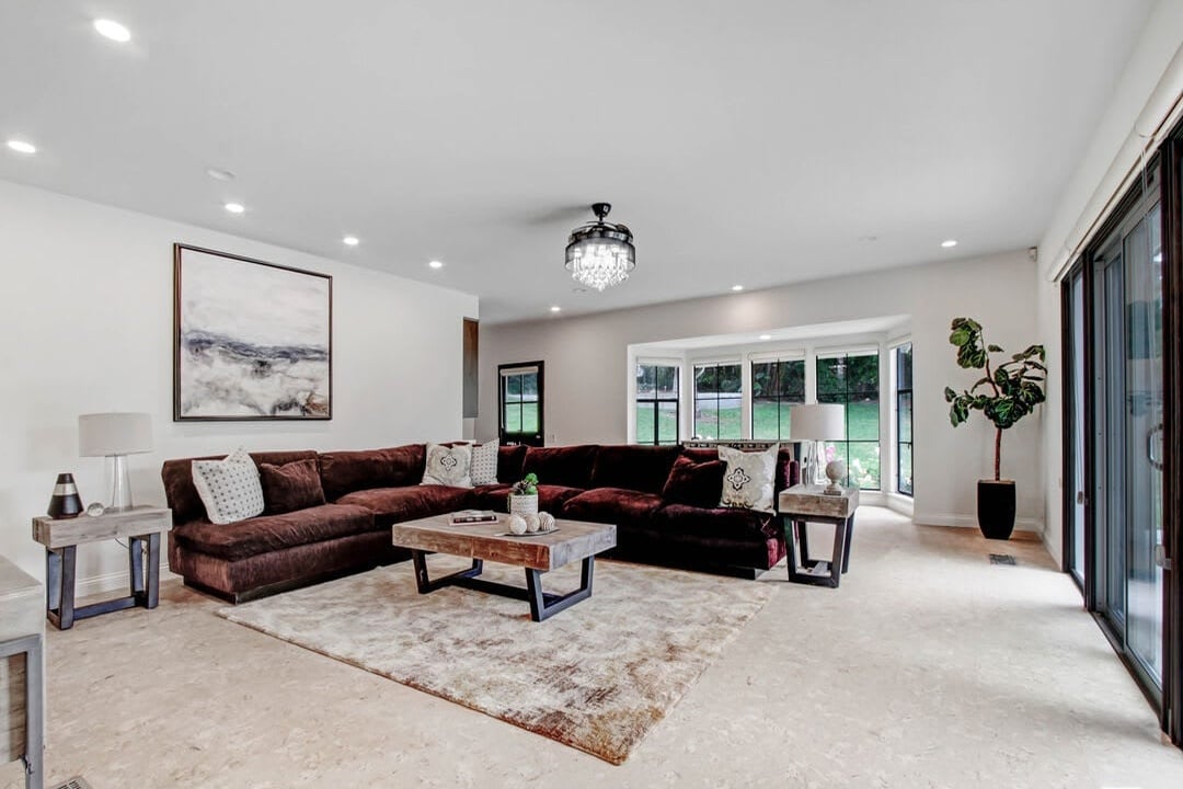 Summit Opulent