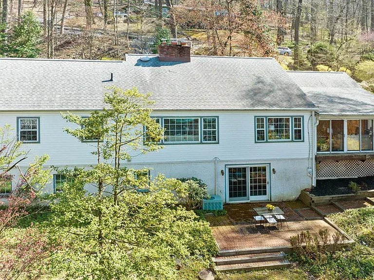 433 Paul Lemen Drive