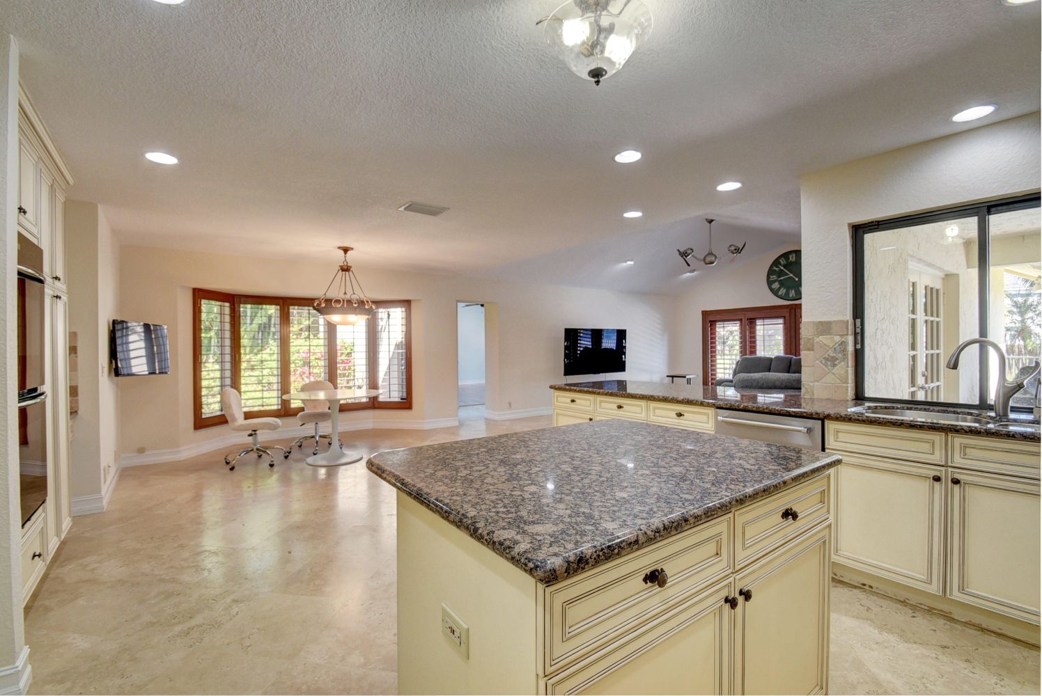 5874 Harrington Way