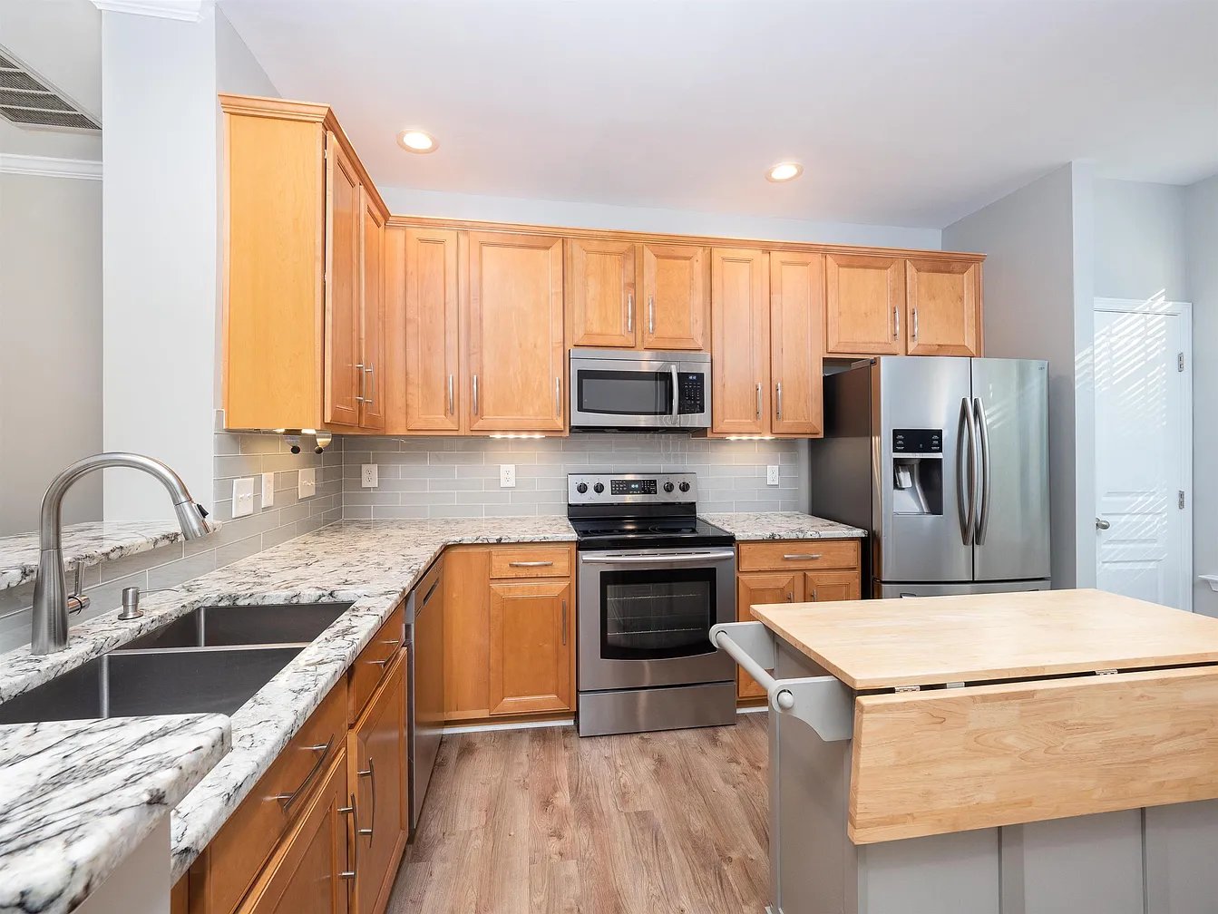 4853 Sir Duncan Way