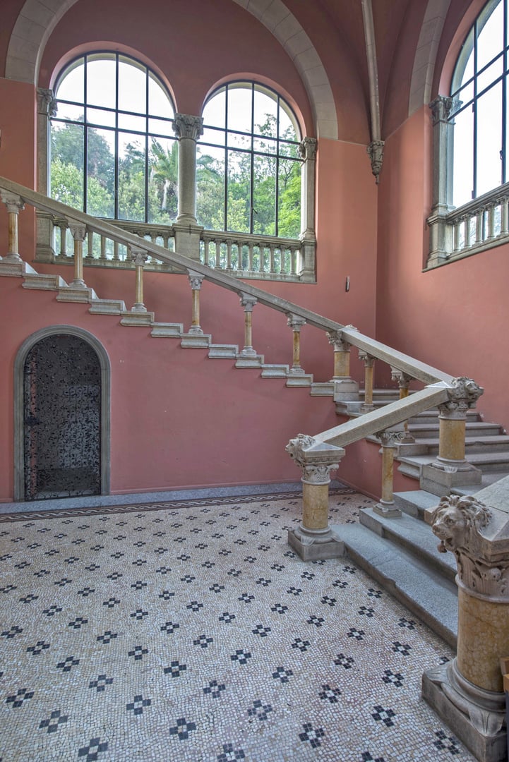 Luxury Seafront Villa in Liguria
