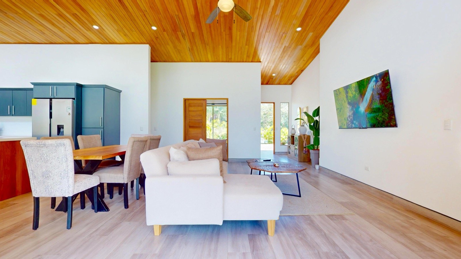 Modern 3-Bedroom Home with Pool in Gated Community, Ojochal, Costa Rica