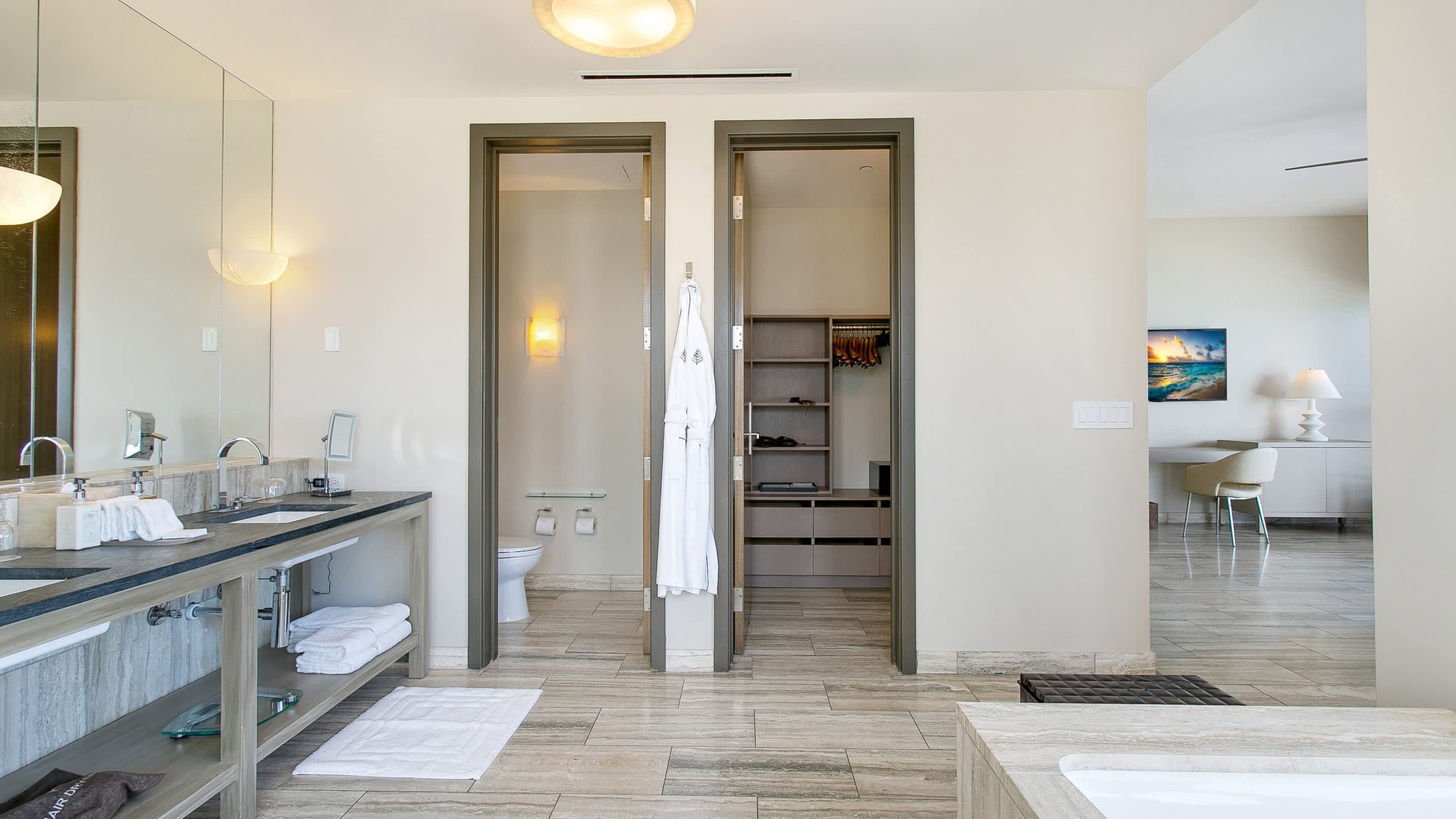Four Seasons - Penthouse 450