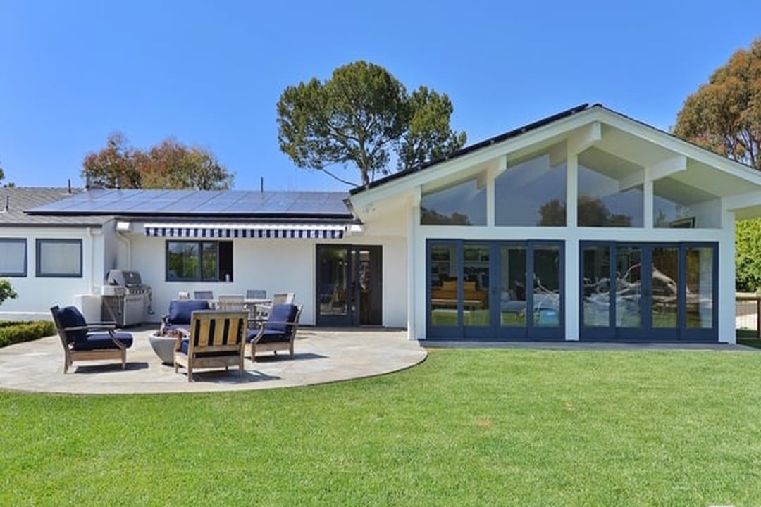 Skyreach Pavilion, Birdview Ave, 90265