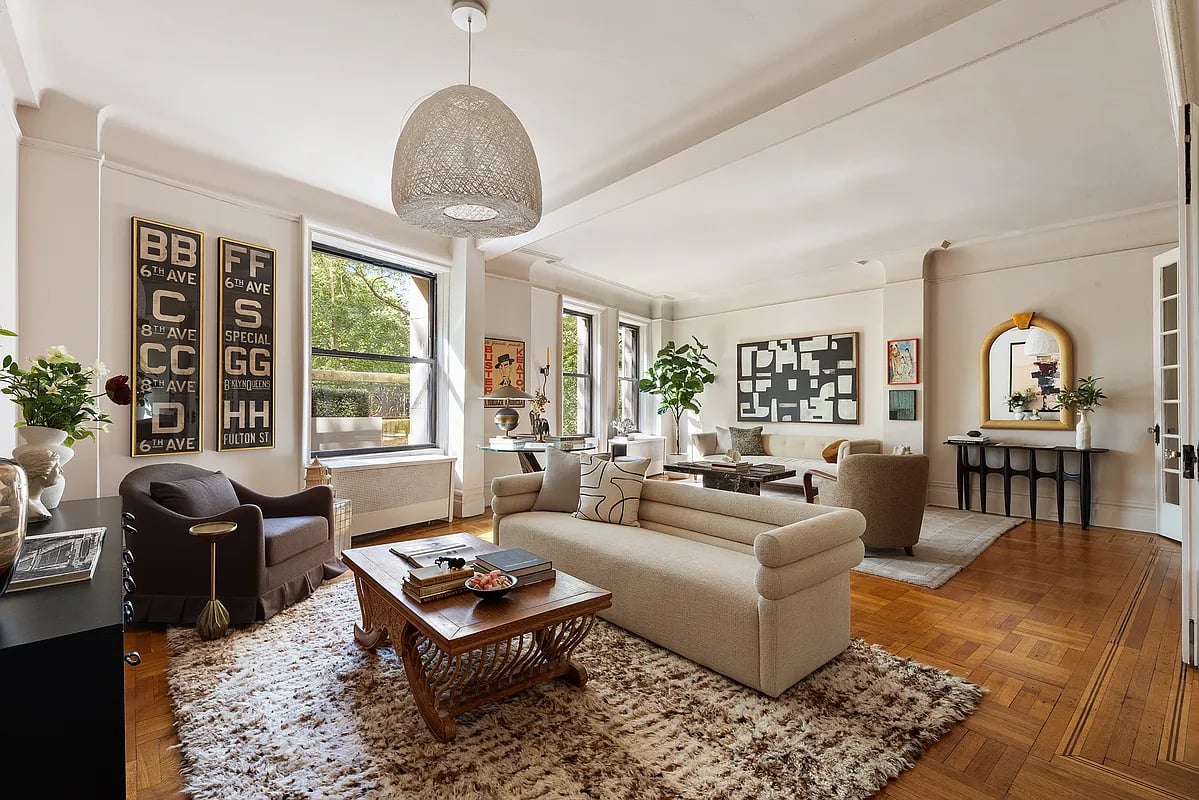 270 Riverside Dr, #2C