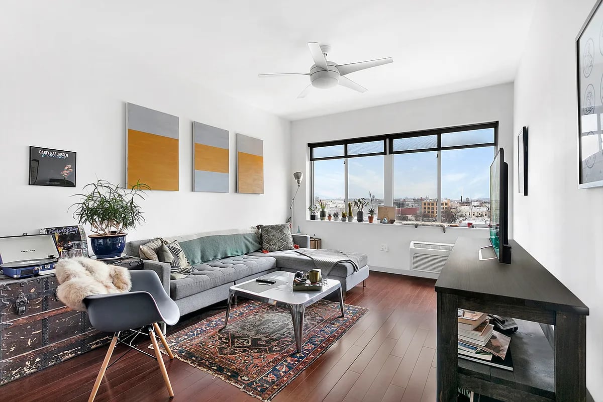 38 Wilson Avenue Unit: 4D