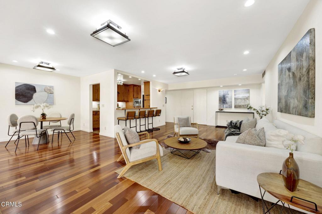 1127 E Del Mar Blvd, #116