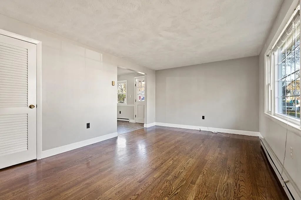 33 Grape St