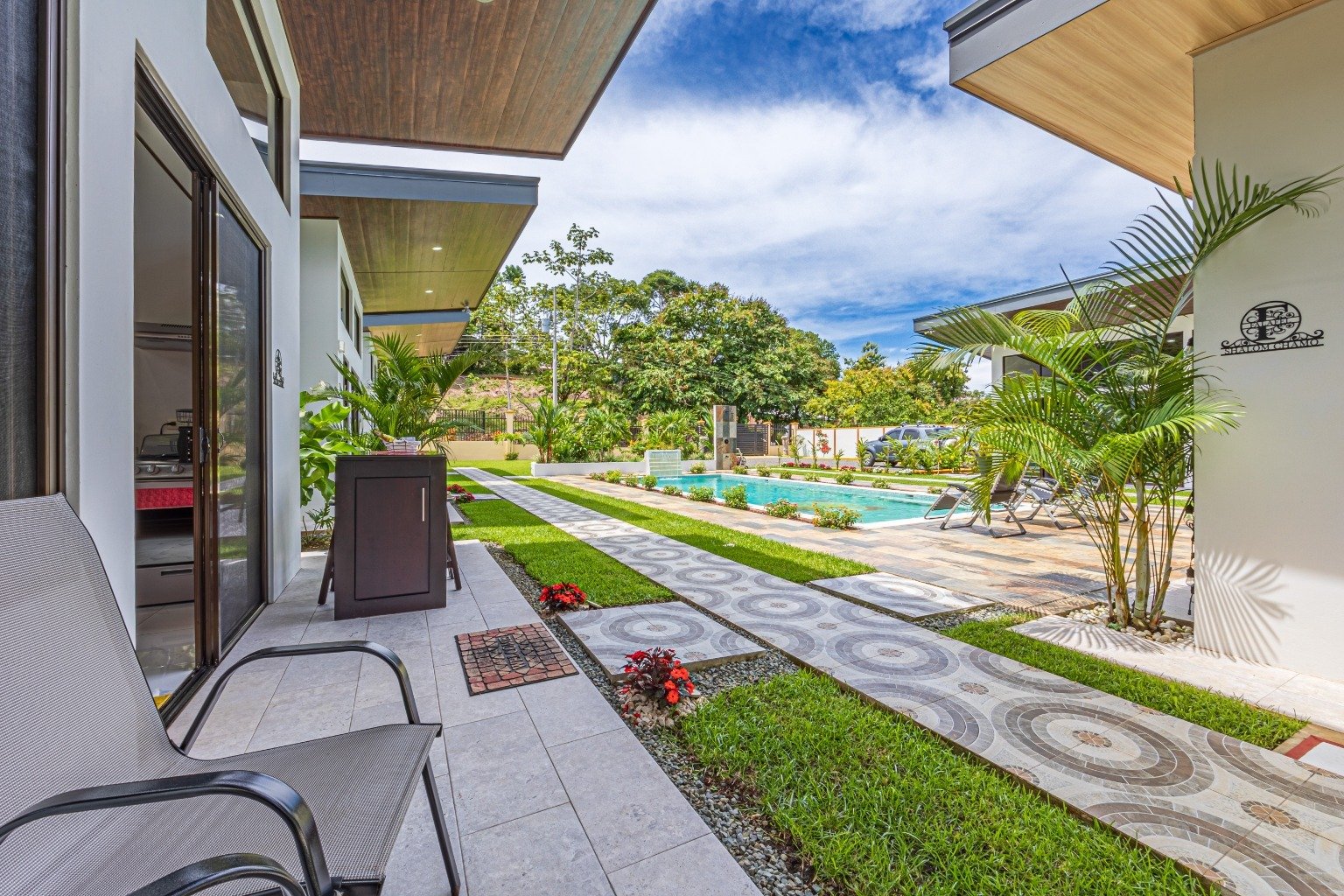 Incredible turnkey investment opportunity, 3 Rental villas, and a 2 Bedroom Home with a large pool.
