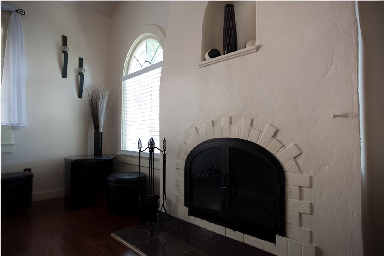 1824 Markham Way Sacramento, CA 95818- For Sale in Land Park