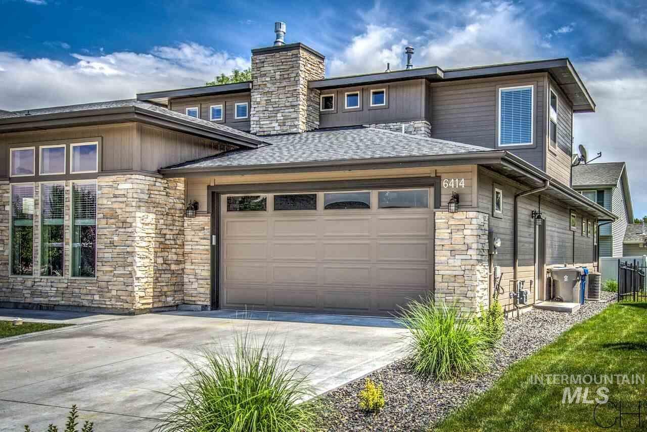 6414 N Mystic Cove Pl