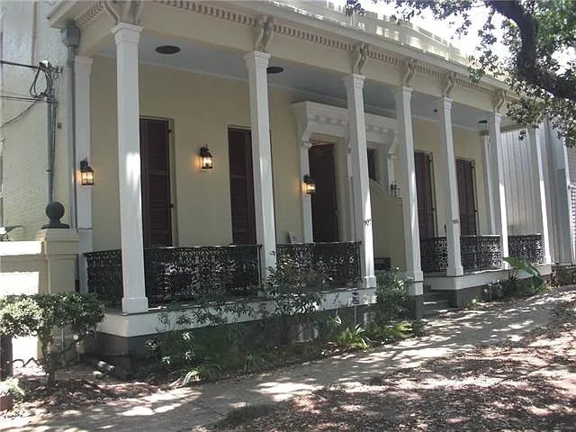 907 Washington Avenue #3