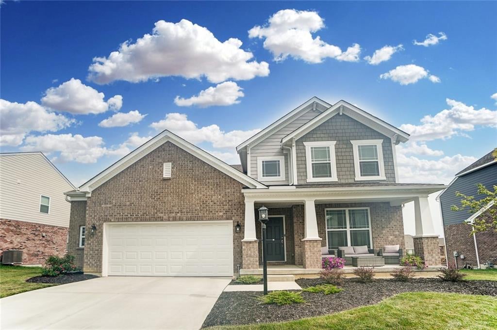1881 Spindletop Ln