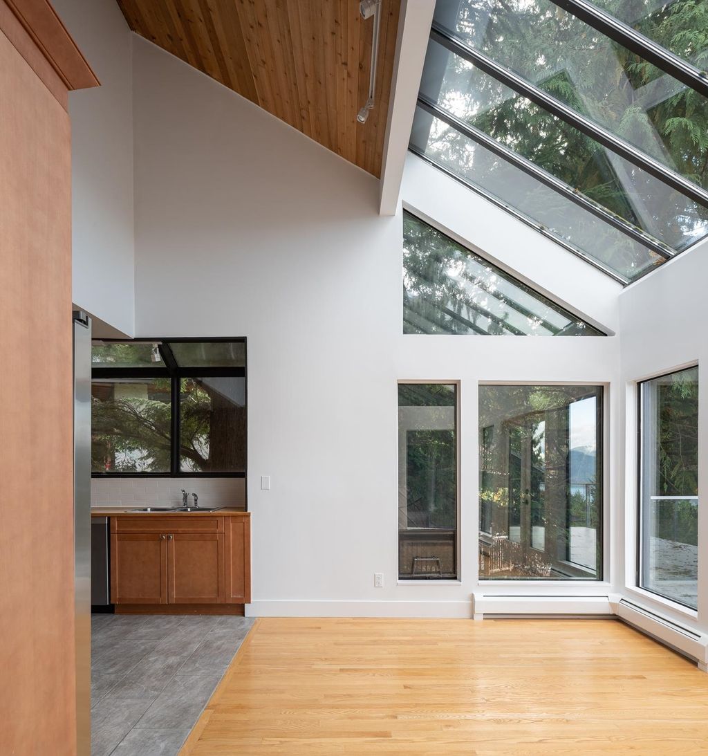 260 Stewart Rd