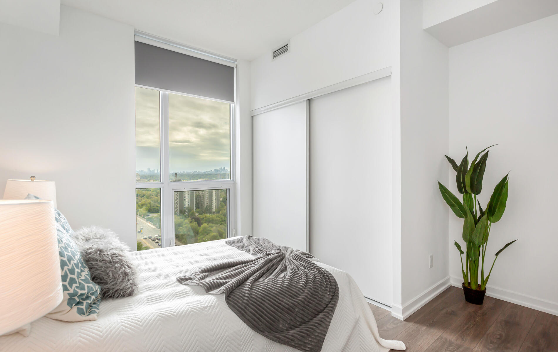 36 Forest Manor Rd Unit: 1105