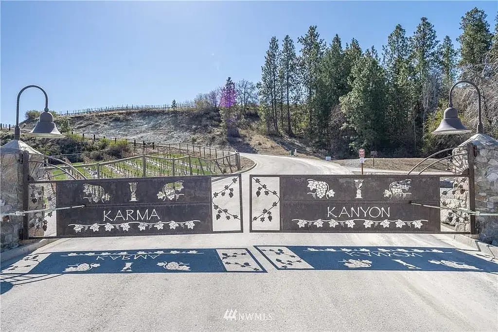 415 Karma Kanyon Dr
