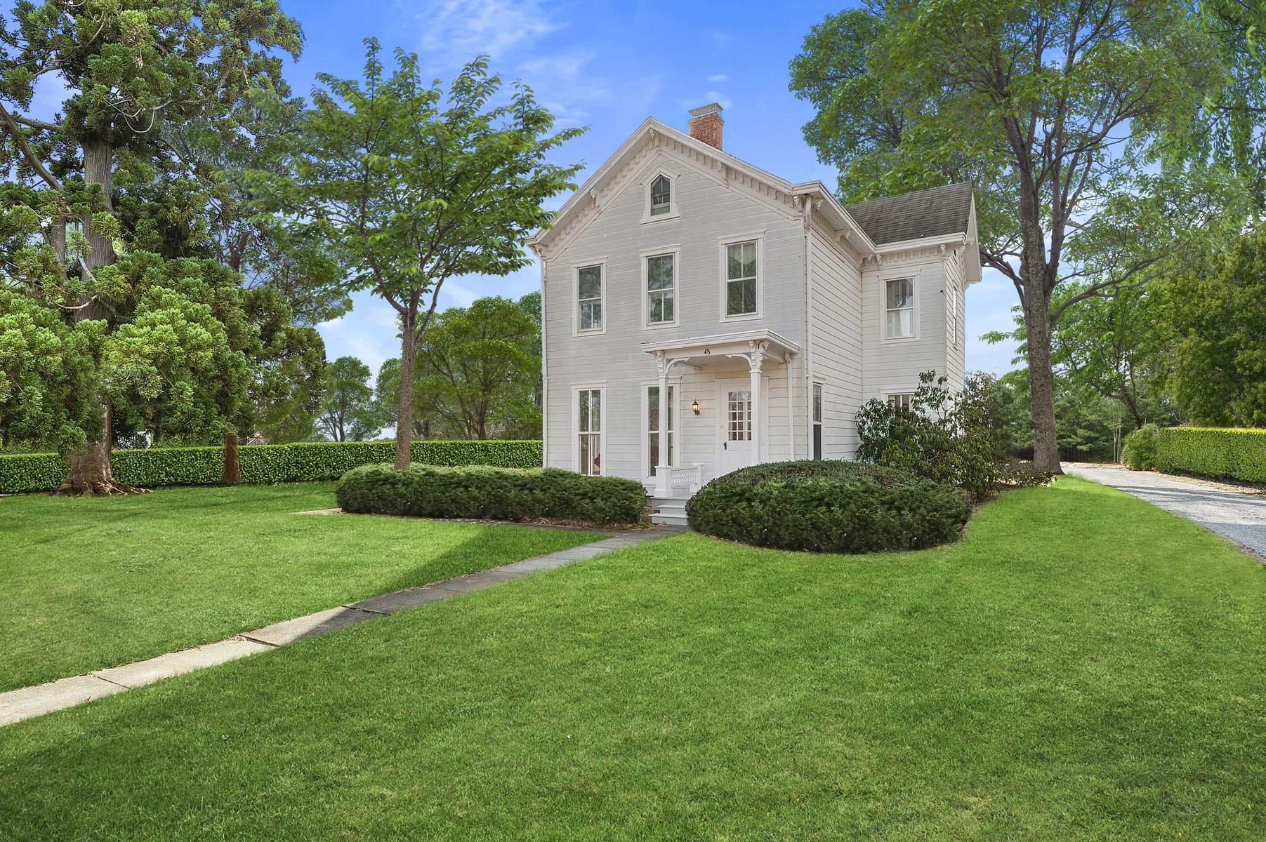 48 Lumber Ln