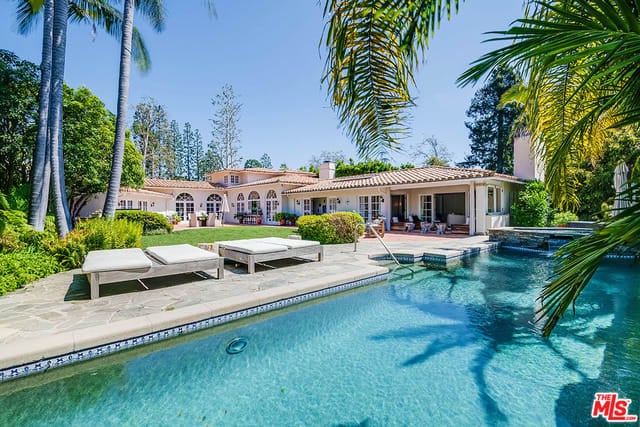Villa Grove