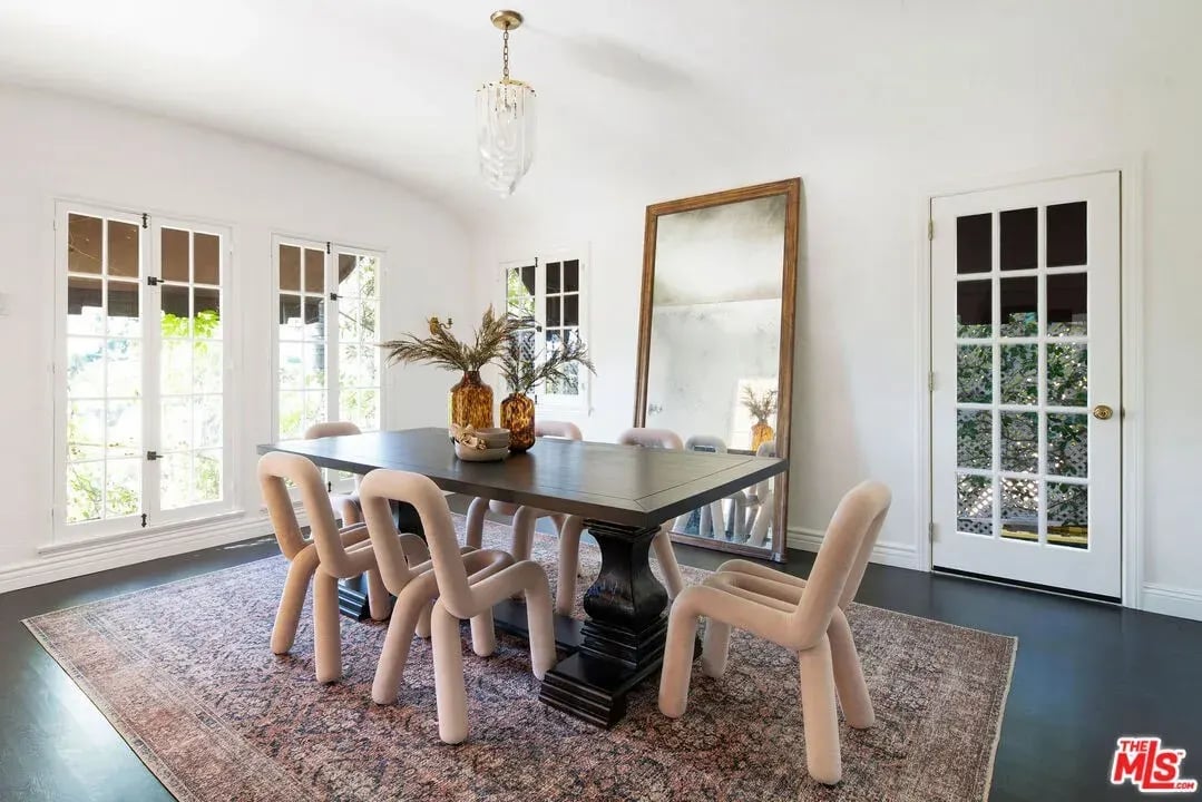 Beautiful Beachwood Canyon Spanish