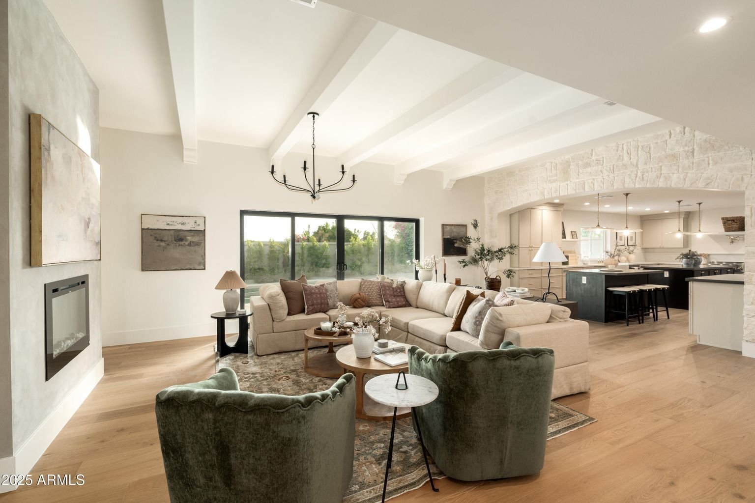 8401 E Vista Del Lago