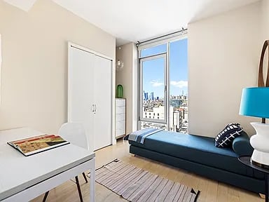 50 Franklin St APT 18C