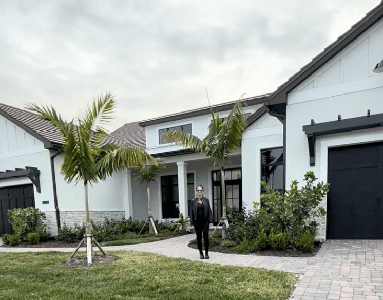 Waterbury Park, Neal Signature 