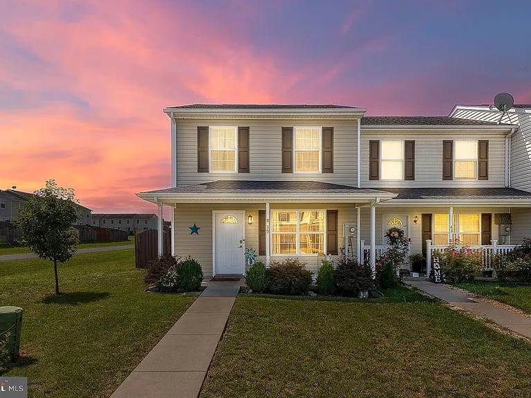 39 Lobo Ln