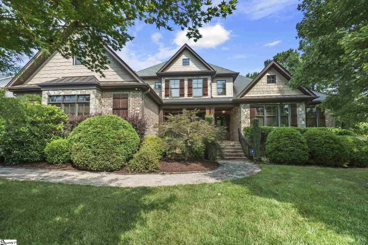 5 Knotty Pine Ct