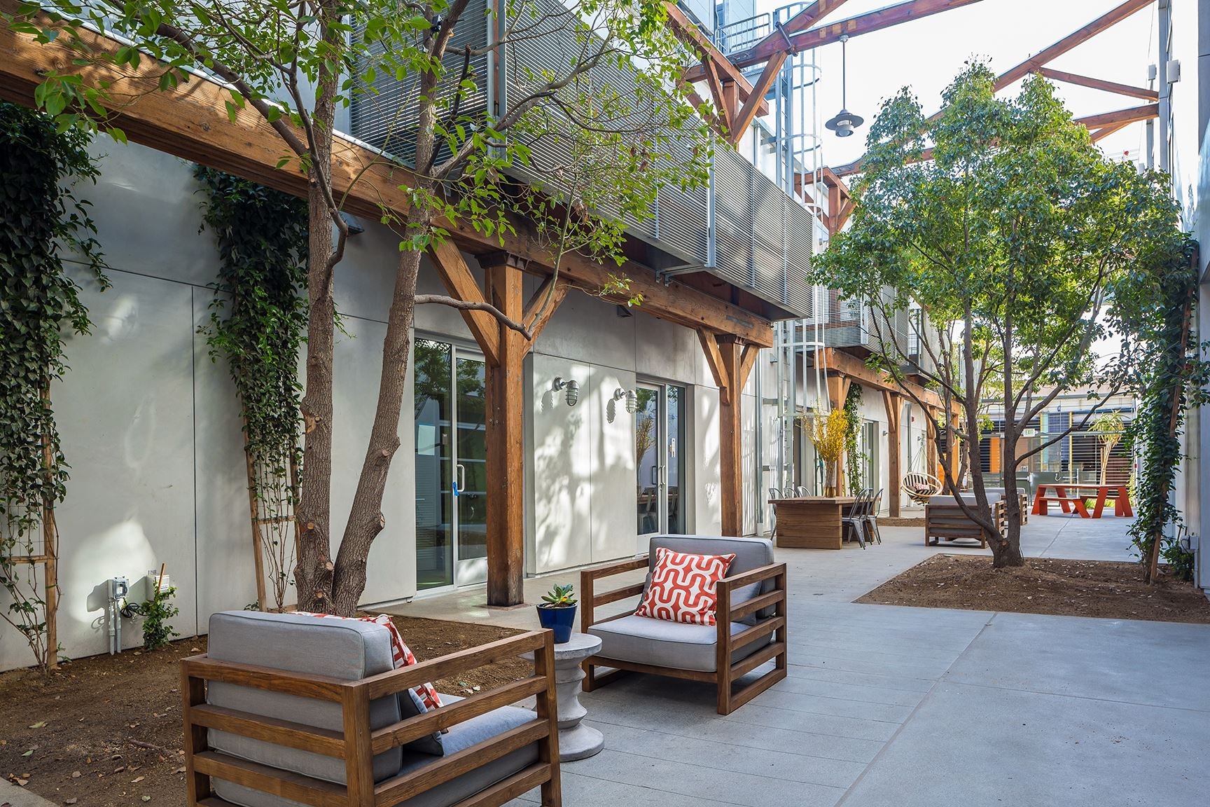 Breathtaking Exposed Brick & Beam Loft at THE BARKER BLOCK