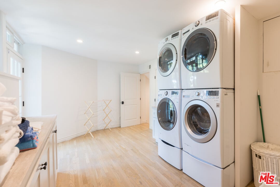 Pinnacle Estate, Wonderland Ave, 90046