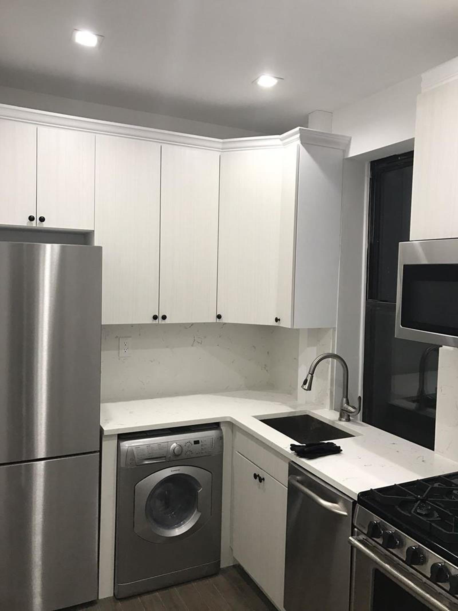 615.5 Hudson Street, Apt 9
