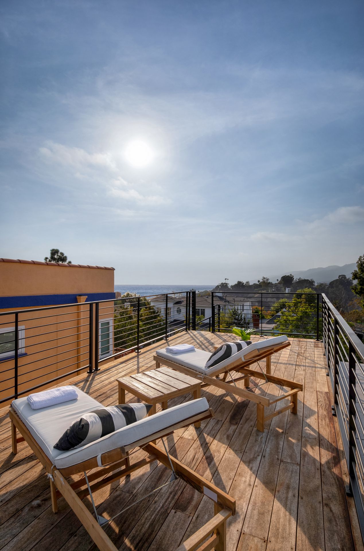 574 Mount Holyoke Ave