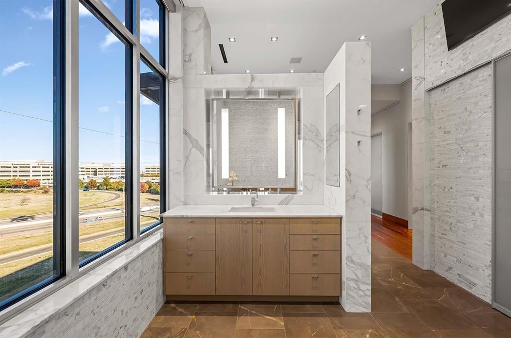 Introducing: The Champagne Penthouse – Downtown OKC’s Crown Jewel of Luxury Living - Wyatt Poindexter - The Agency