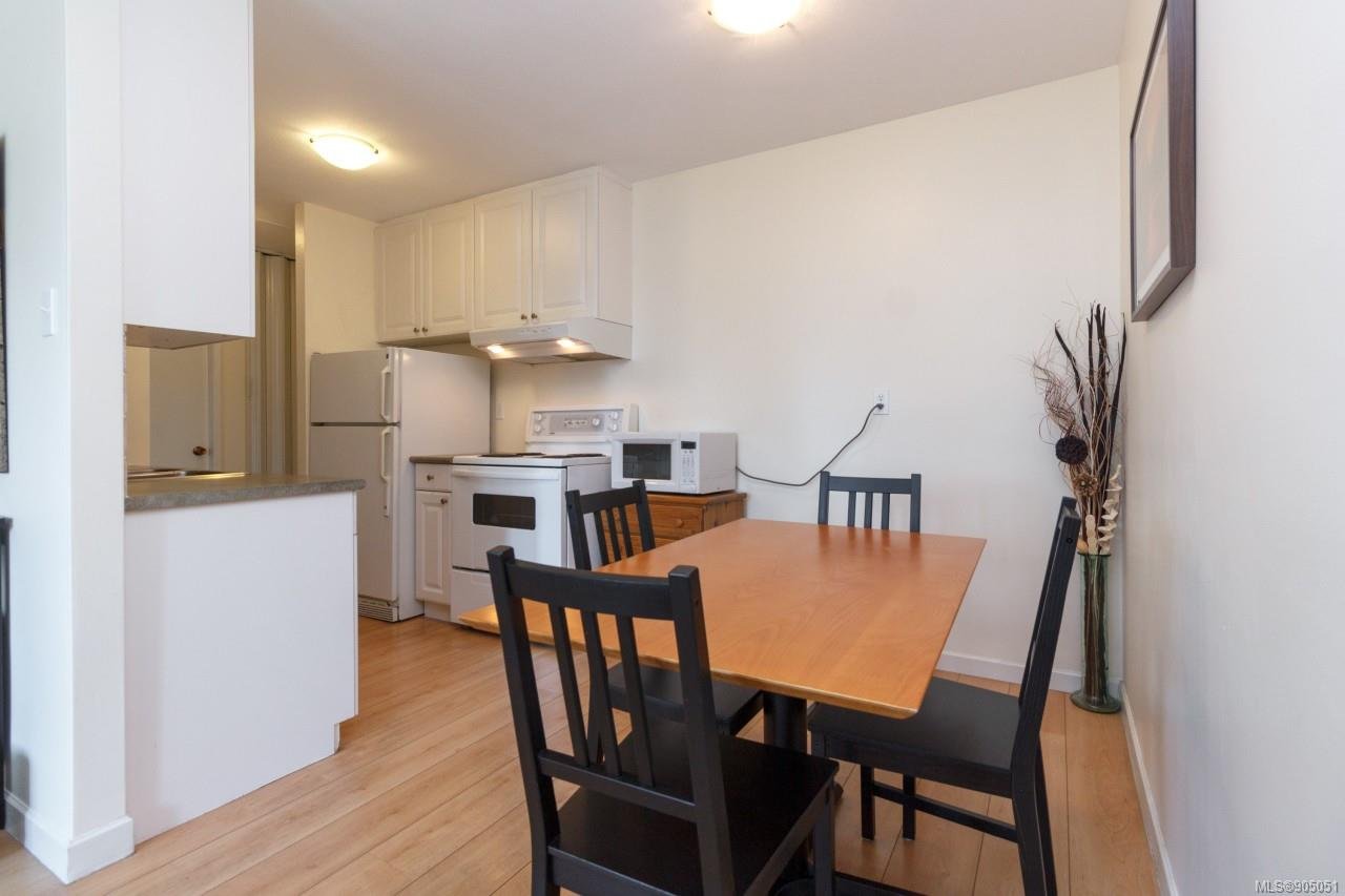 309-647 Michigan St