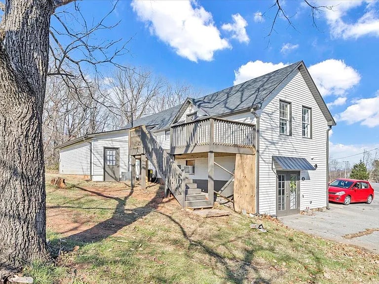 2101 Hardy Rd #A