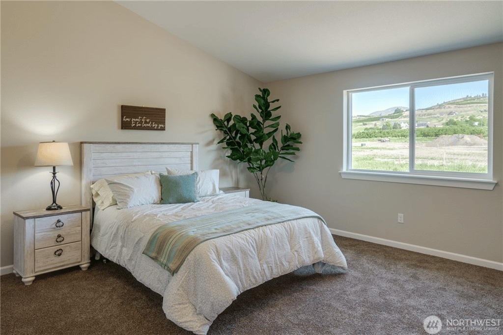 36 Manzanita Dr