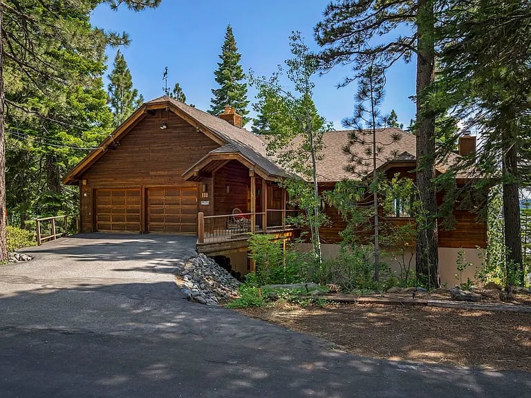 111 Mammoth Dr