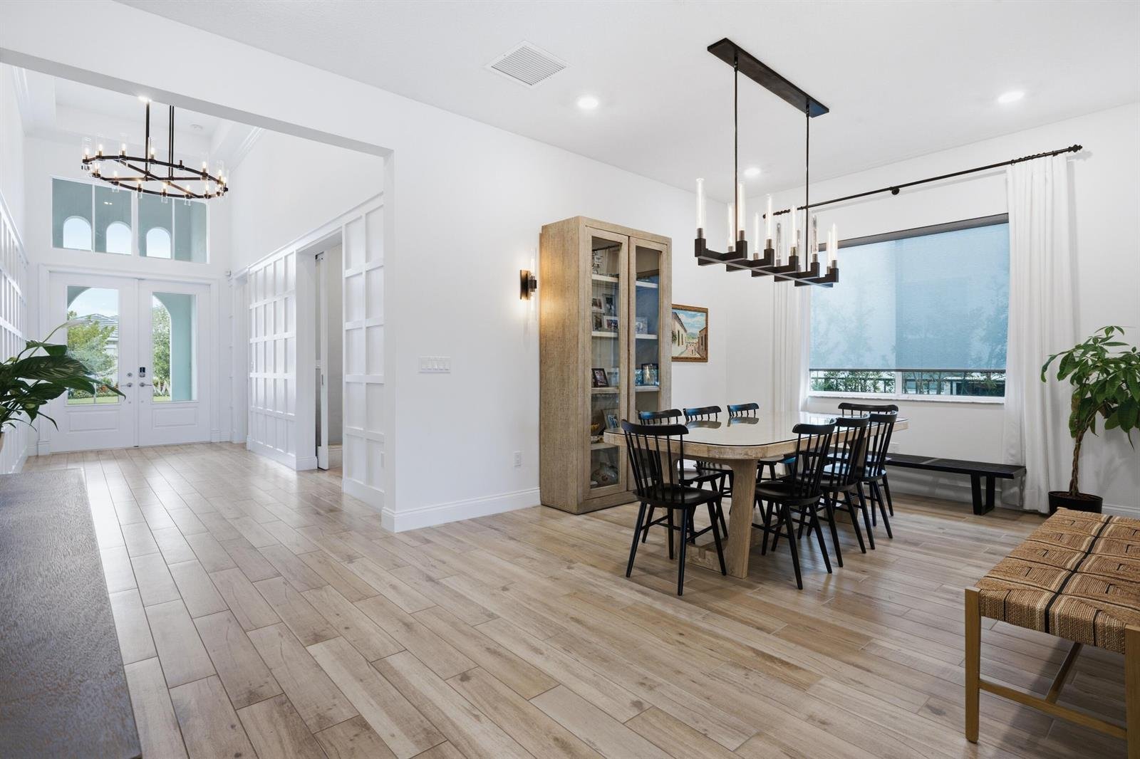 12269 Waterstone Cir
