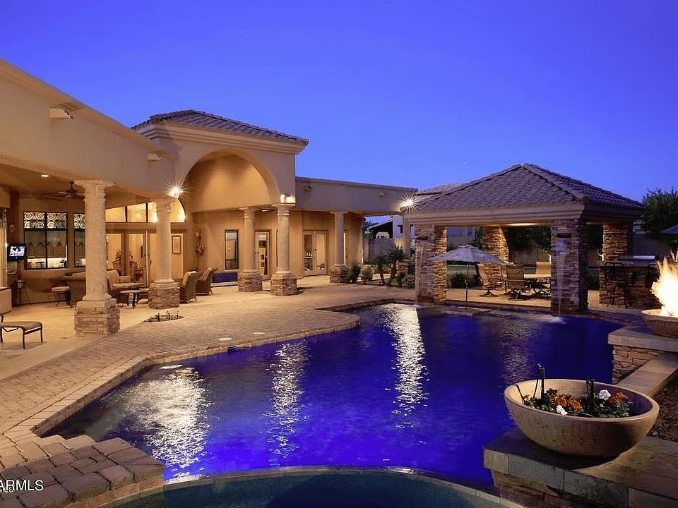 3887 E Cherry Hill Dr