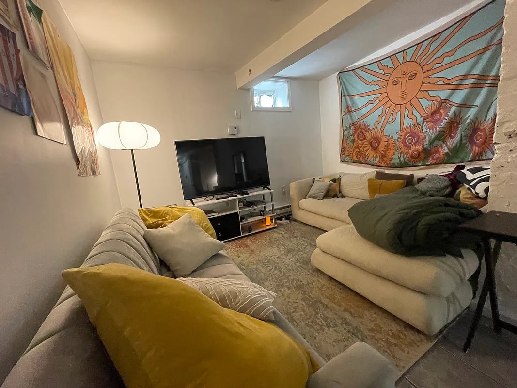 1399 Greene Ave 1B