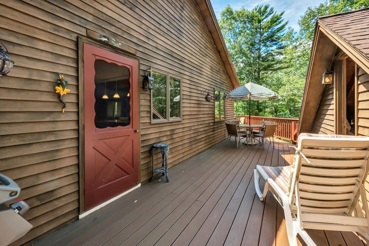 42 Hawkins Pond Rd