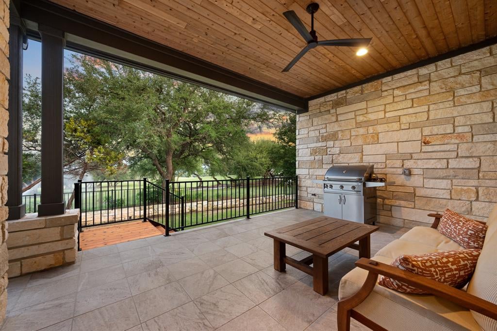 4221 Tamerind Drive
