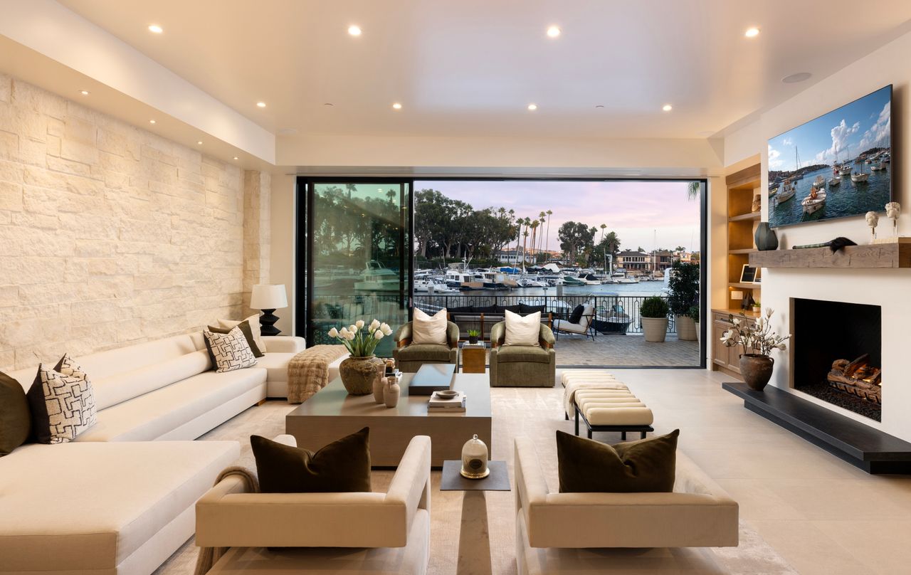 Lido Village Waterfront