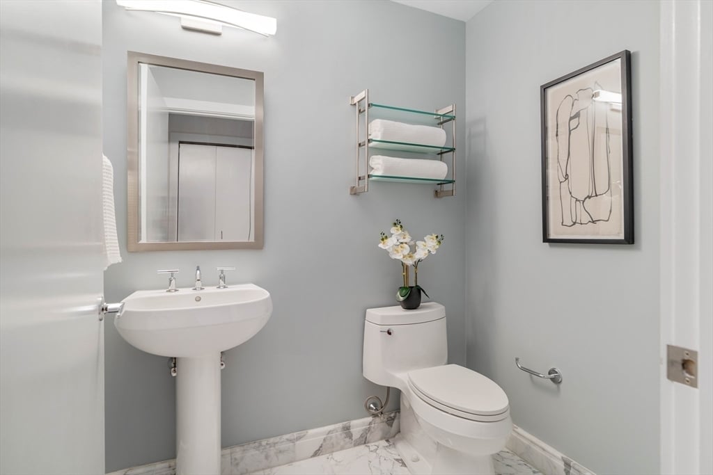 28 2nd St #28