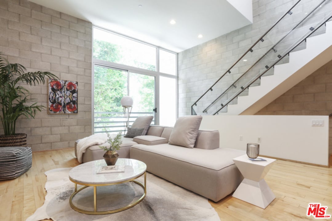717 N Highland Ave, Unit 23