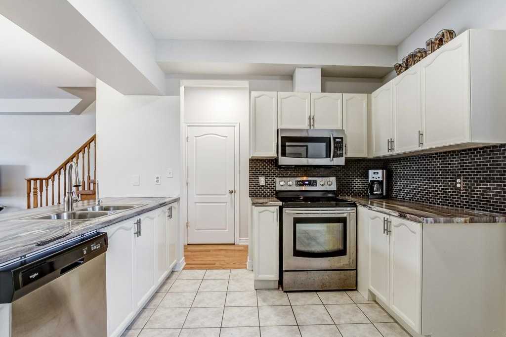 19 Goldenview Crt