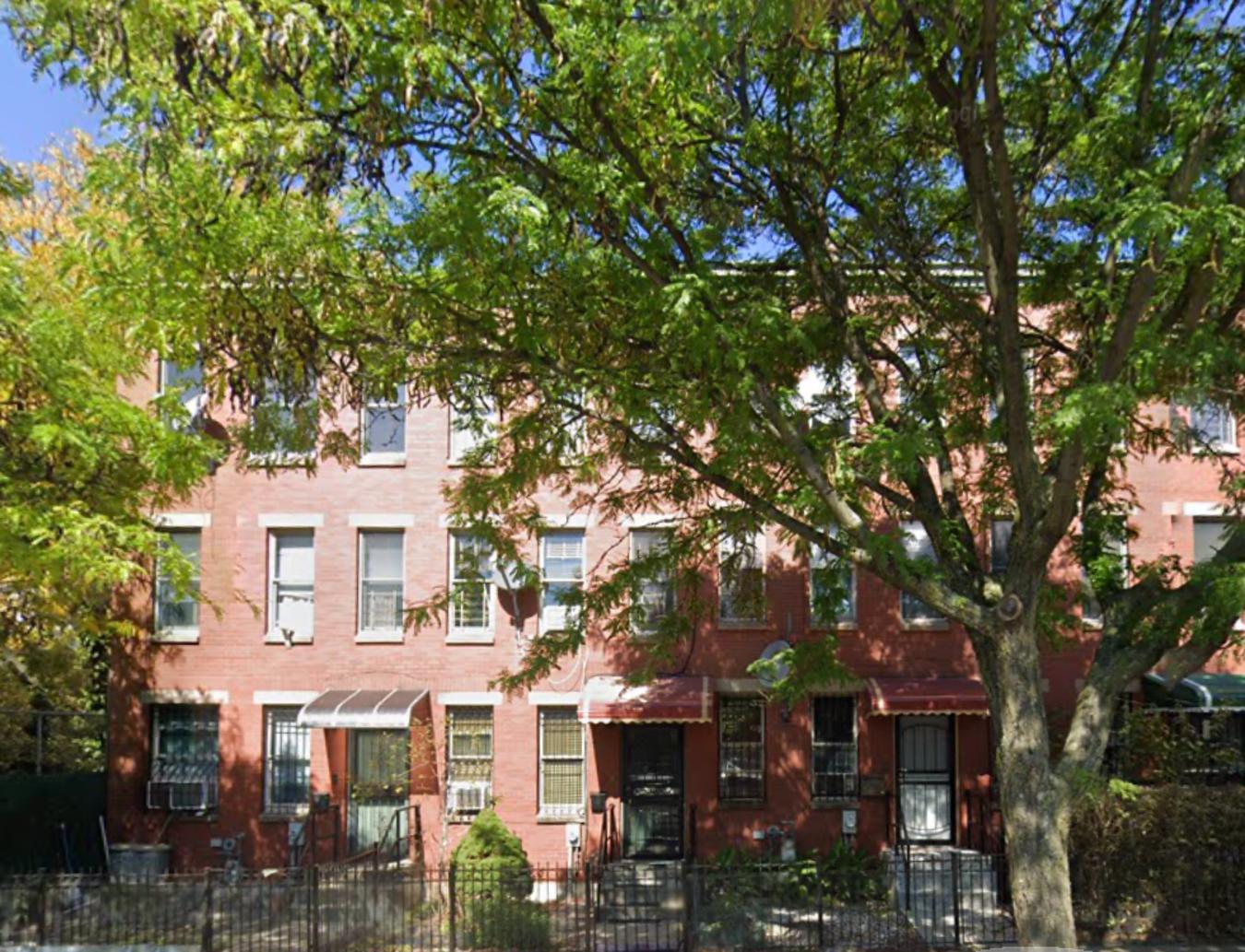 227 Hart St