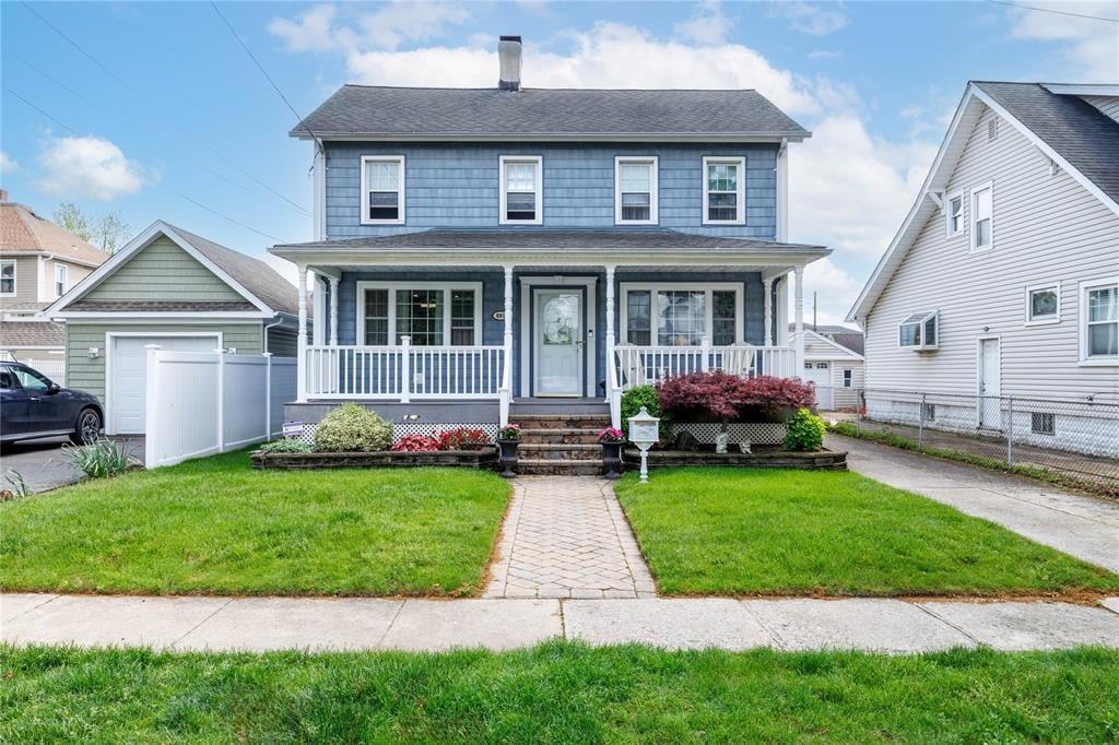 491 Henry St Oceanside NY