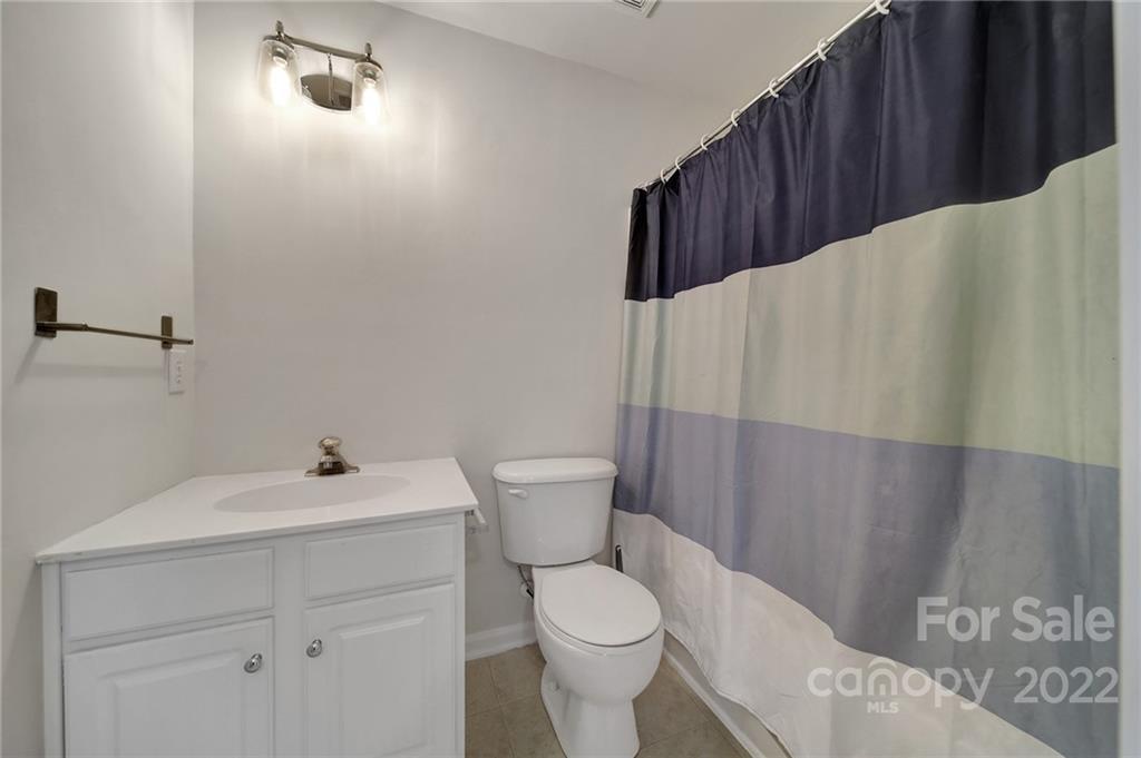 11708 Huxley Rd