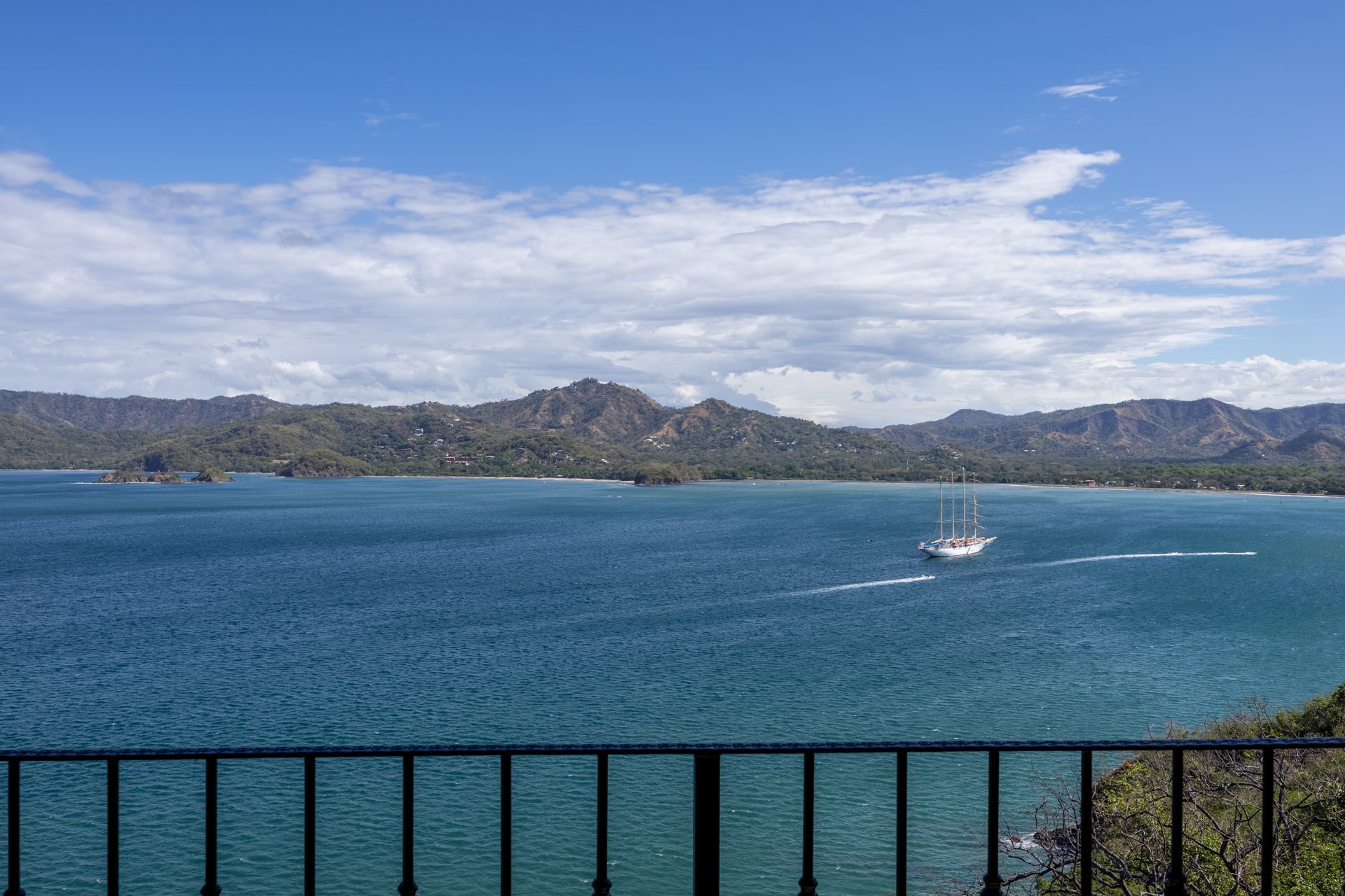 360 Splendor del Pacifico #502 | Stunning Oceanview Condo in Playa Flamingo
